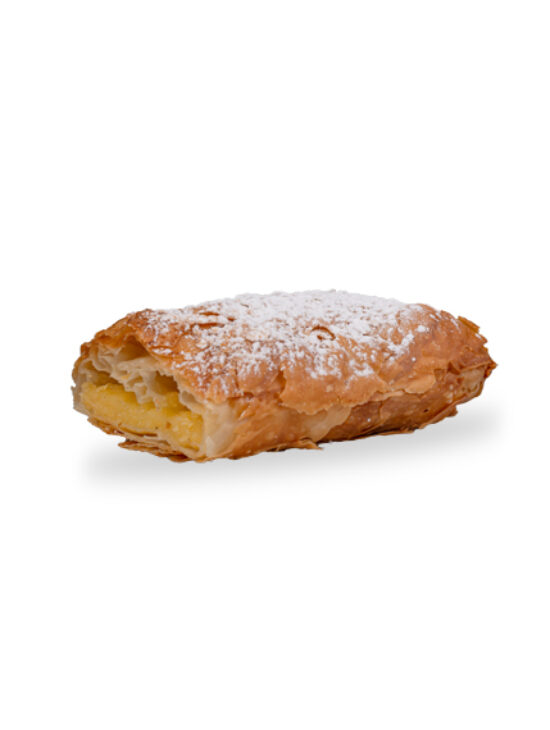 Bougatsa from Thessaloniki with fresh milk cream
